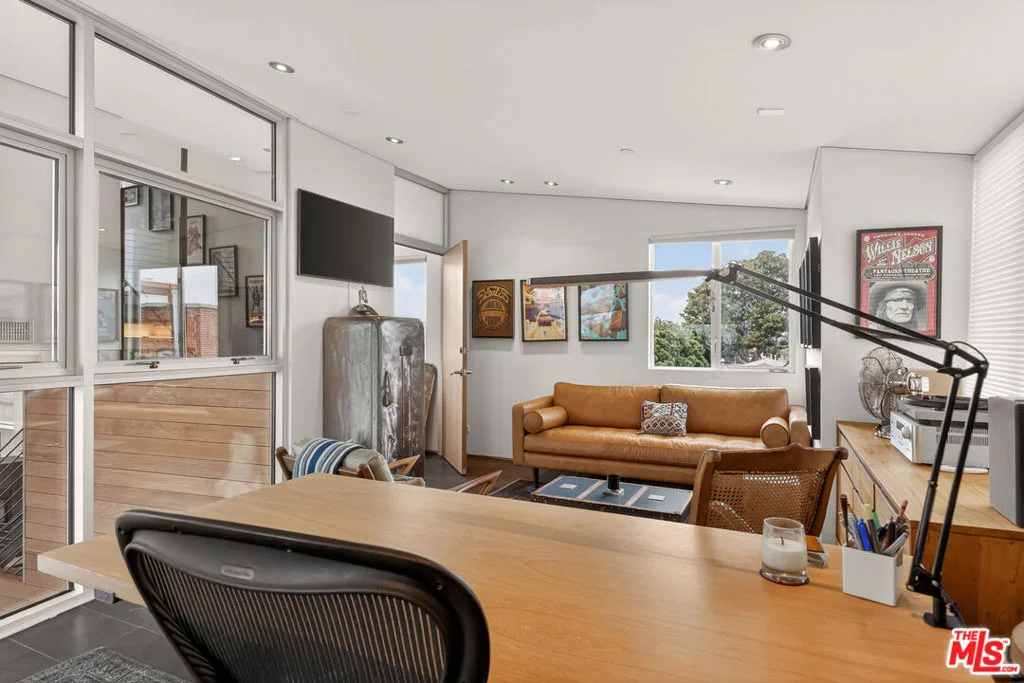 Photo of 1308 Pacific Avenue