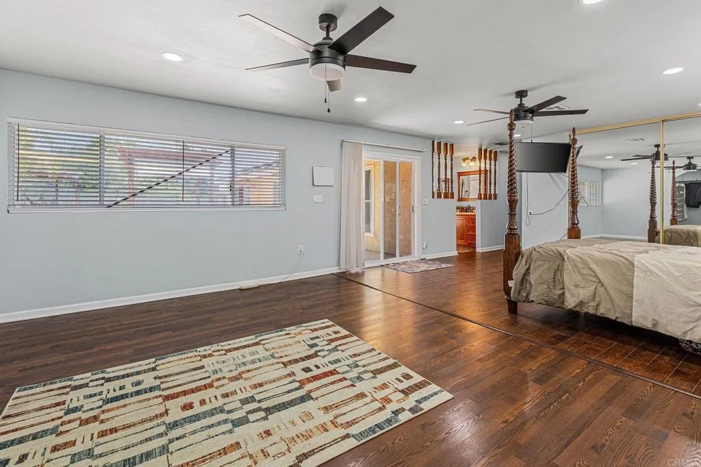Photo of 3120 Florence