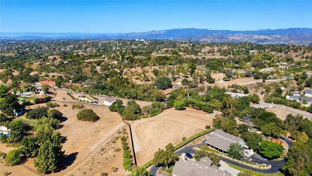 Photo of 3261 Live Oak Park