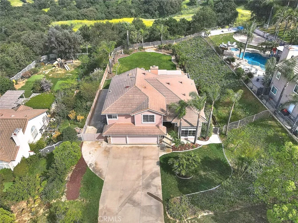 Photo of 16049 Pinnacle