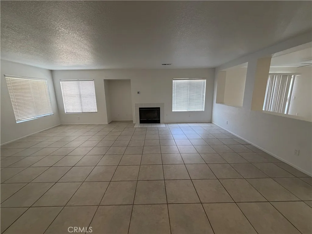 Photo of 38646 Annette Avenue