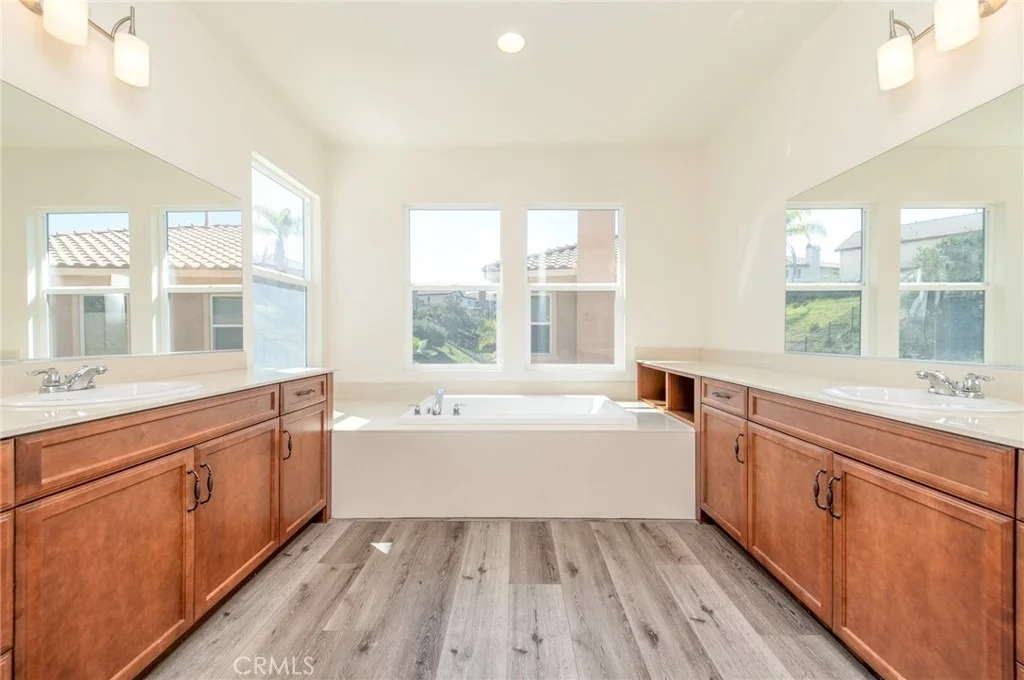 Photo of 1735 Avenida Regina
