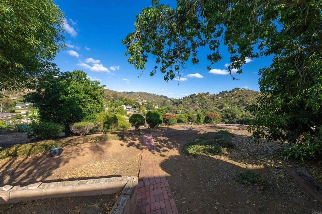 Photo of 1829 Carob Tree Lane