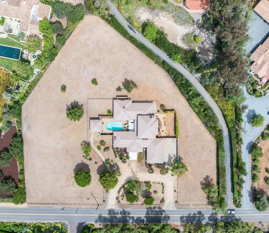 Photo of 6358 Lago Lindo