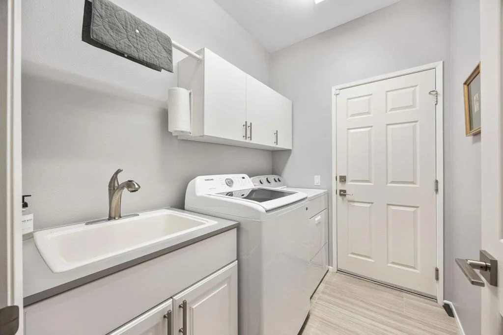 Photo of 39463 Manorgate Road