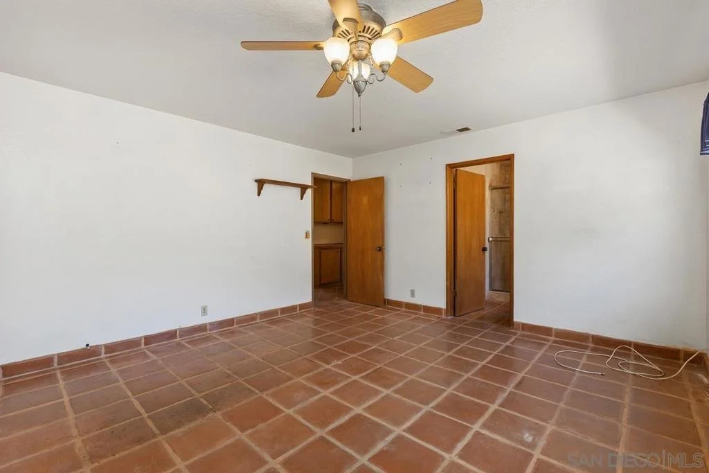 Photo of 2922 Alamitos