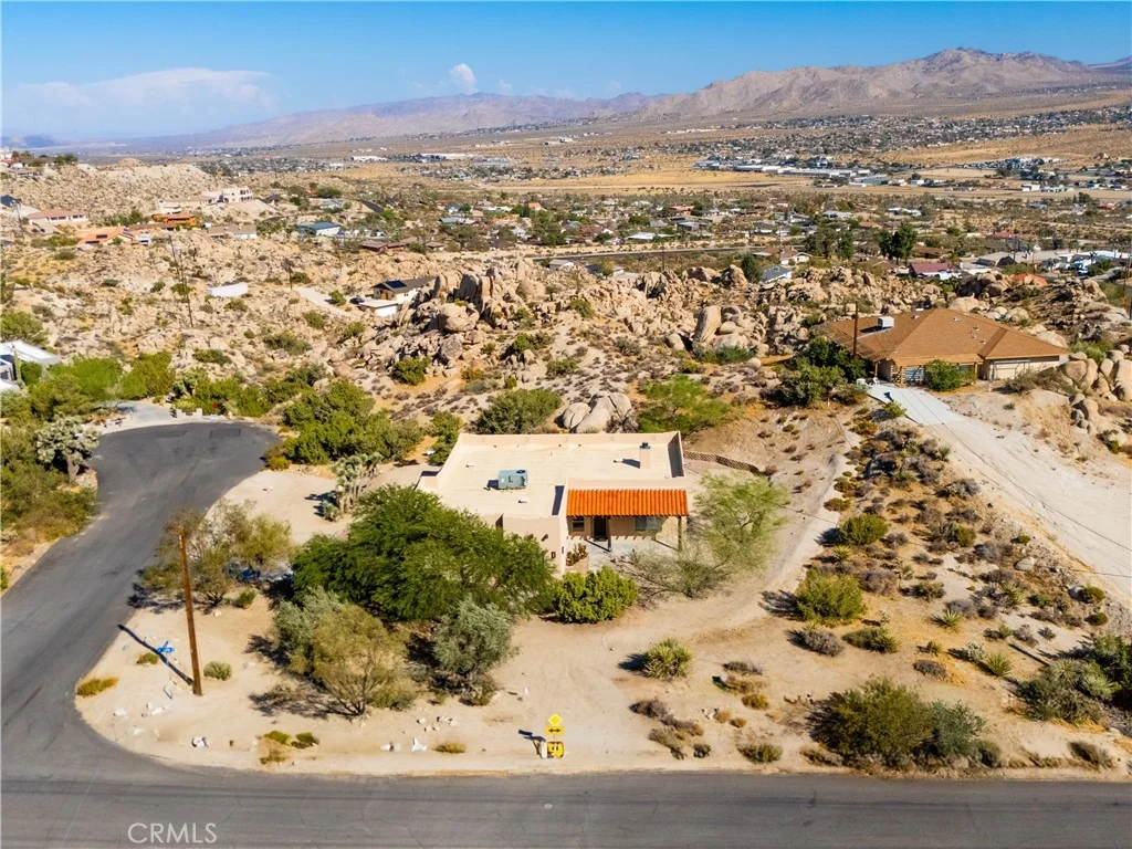 Photo of 6231 Mirlo