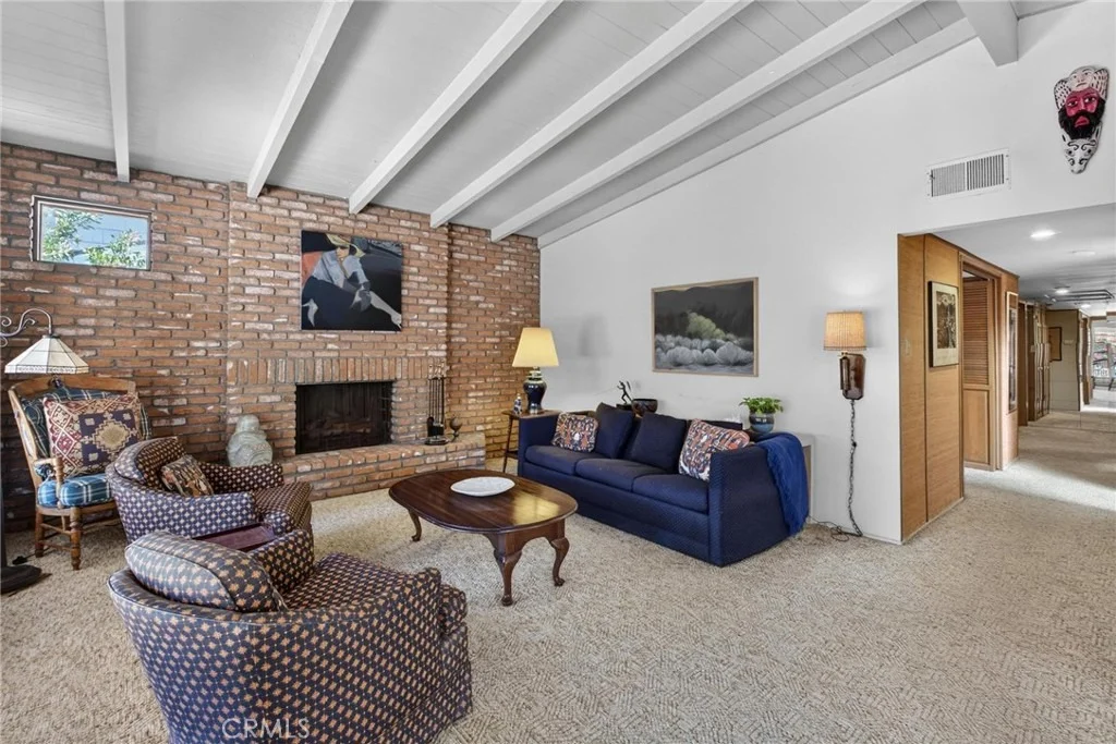 Photo of 652 35th
