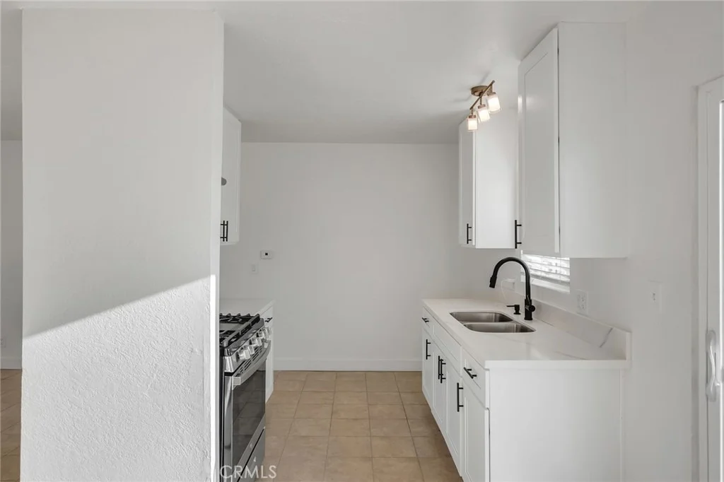 Photo of 10690 Cypress