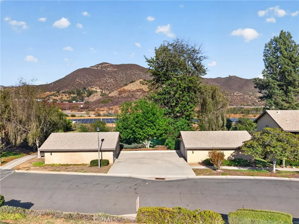 Photo of 1620 Pala Lake