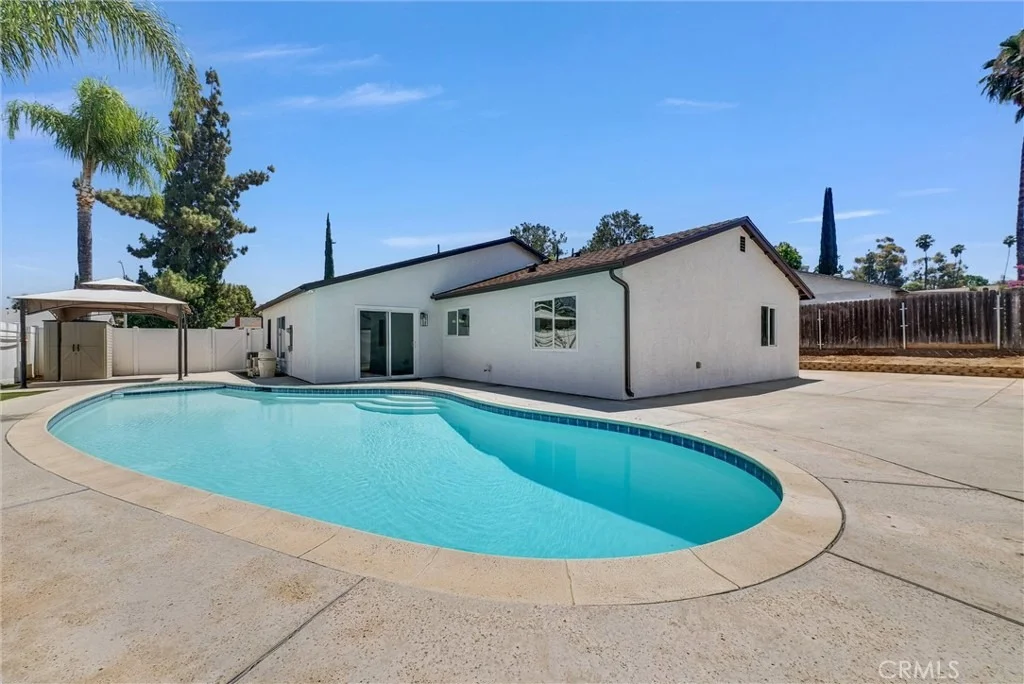 Photo of 2862 Westridge