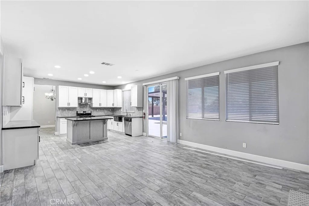 Photo of 709 E Agape Avenue