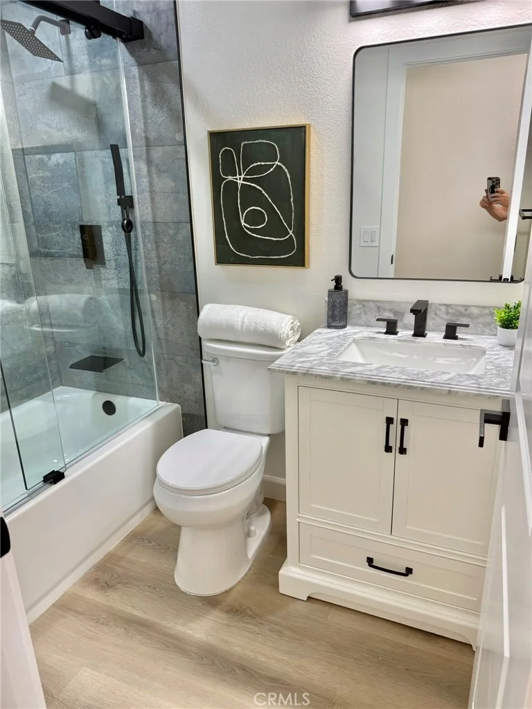 Photo of 27181 Cedros