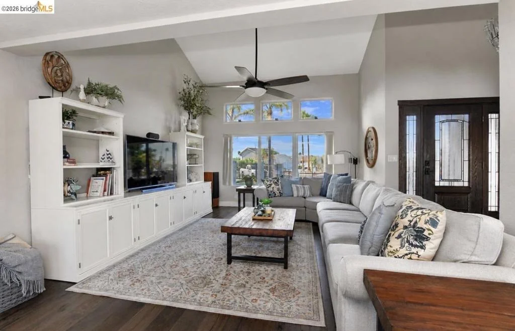 Photo of 4818 Cabrillo Pt