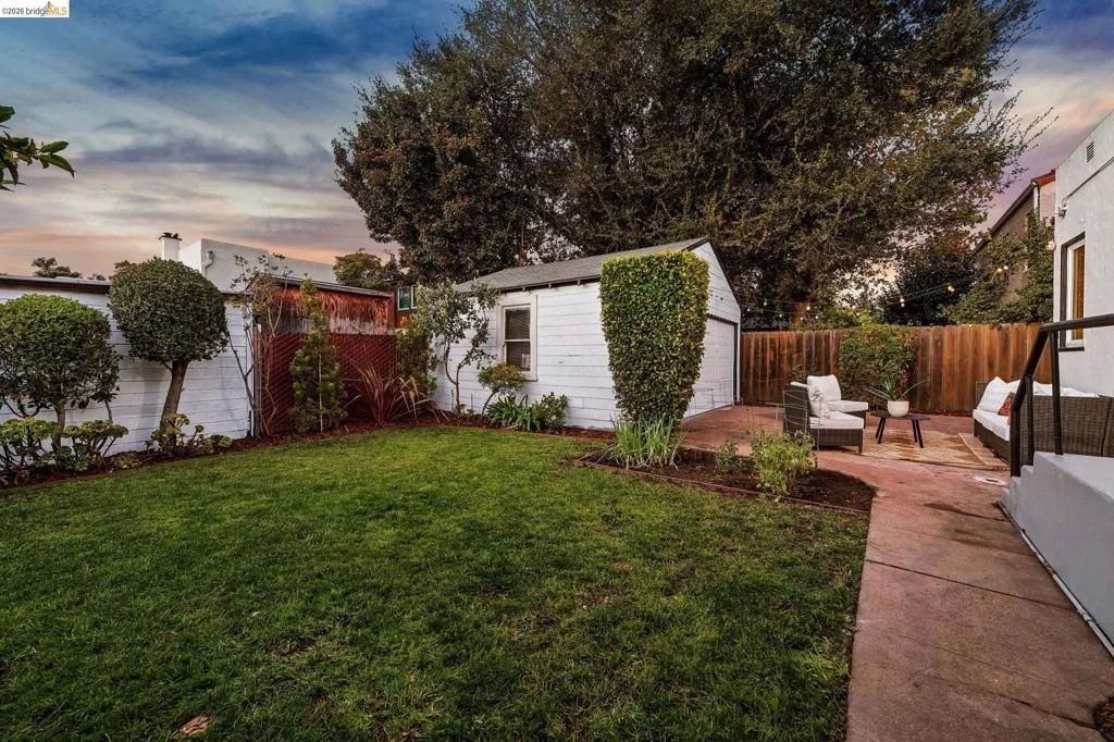Photo of 934 Estudillo Ave