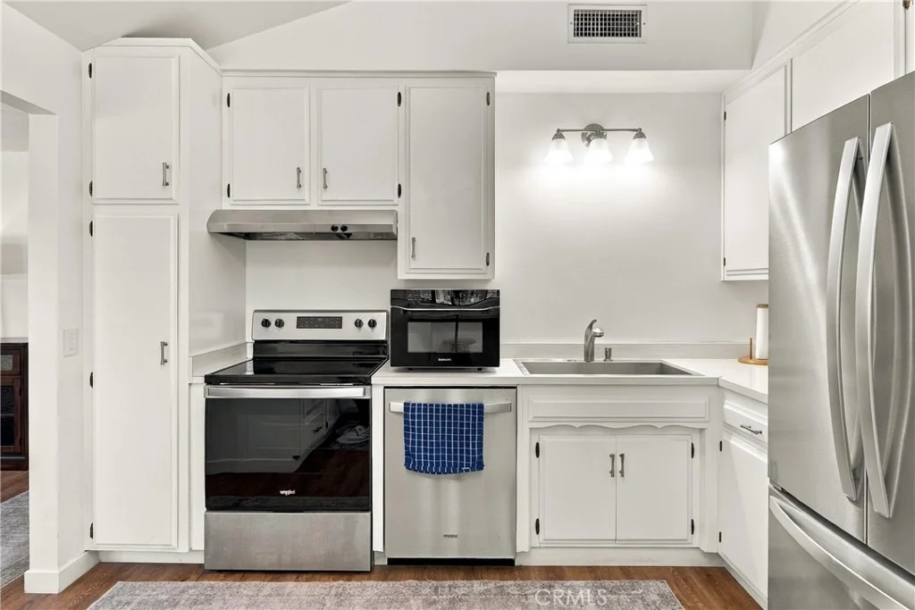Photo of 8882 Palomar