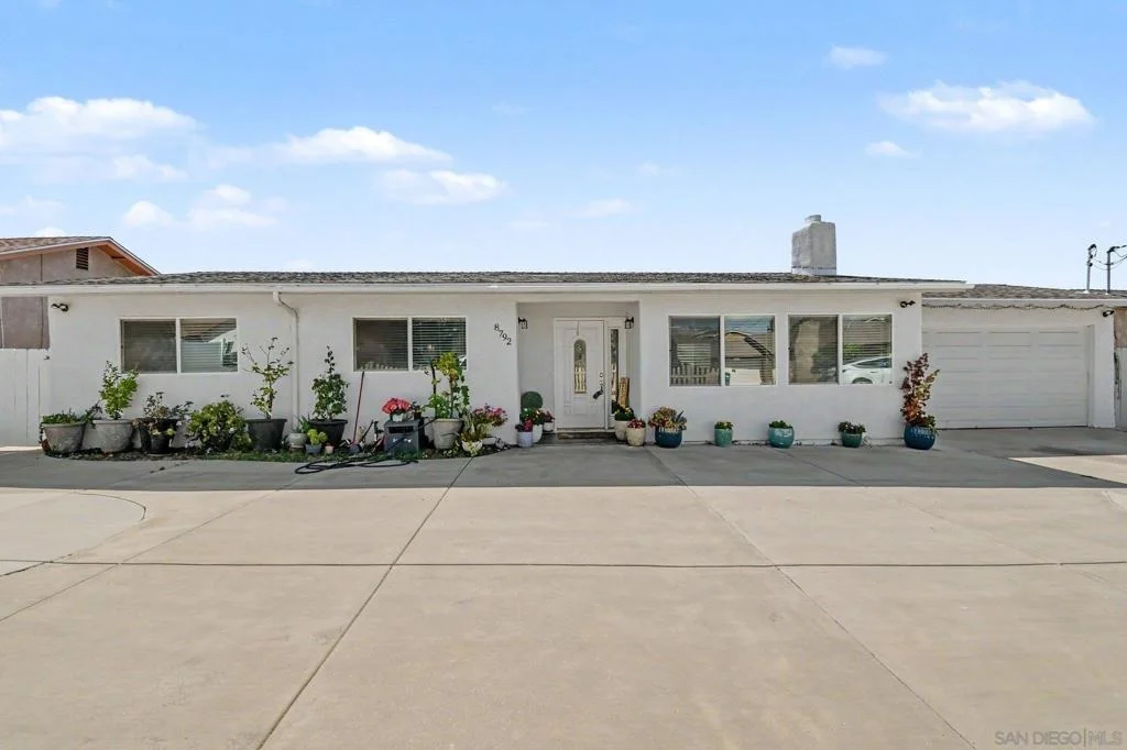 Photo of 8792 Blue Boy Lane