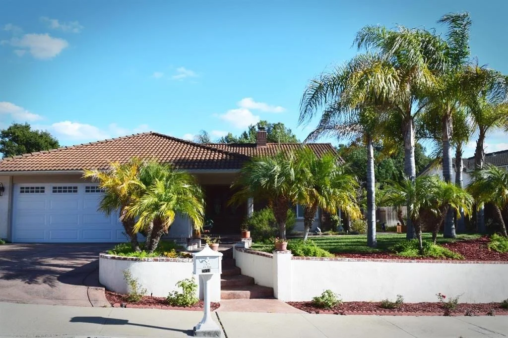 Photo of 2054 Camino Dr.