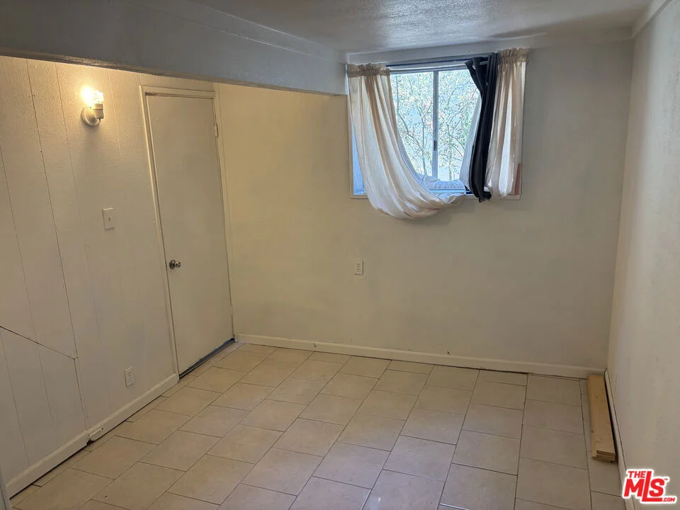 Photo of 1327 Evergreen Lane