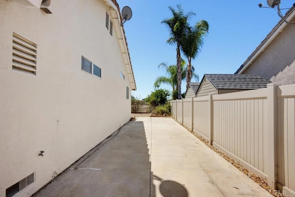 Photo of 27335 Potomac Drive