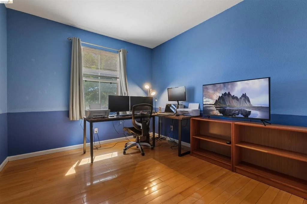 Photo of 1842 Sanger Peak Way