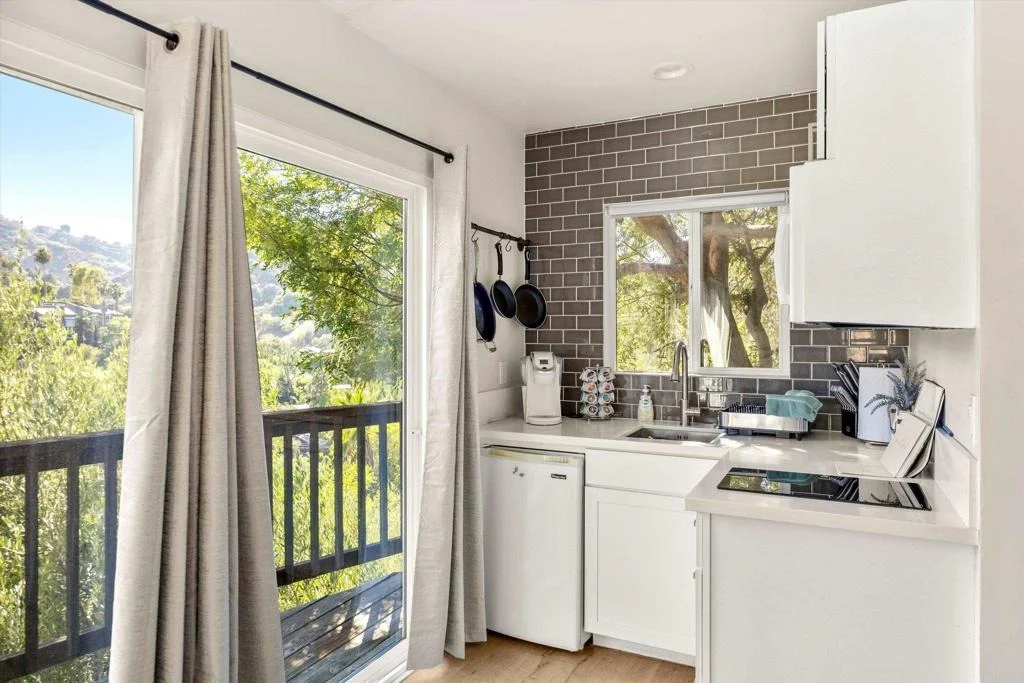 Photo of 3866 Alta Mesa Drive