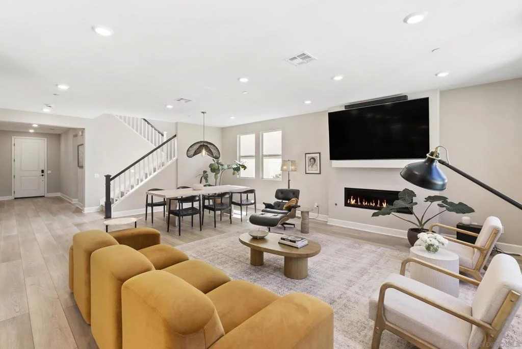 Photo of 944 Lindbergh
