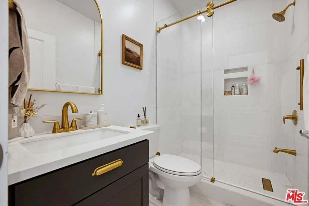 Photo of 16763 Mistletoe Lane
