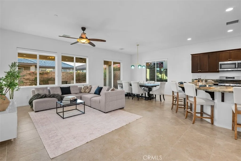 Photo of 85495 Campana