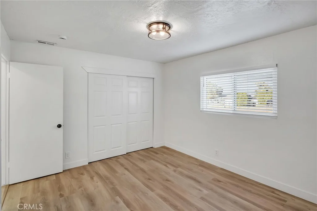 Photo of 10690 Cypress