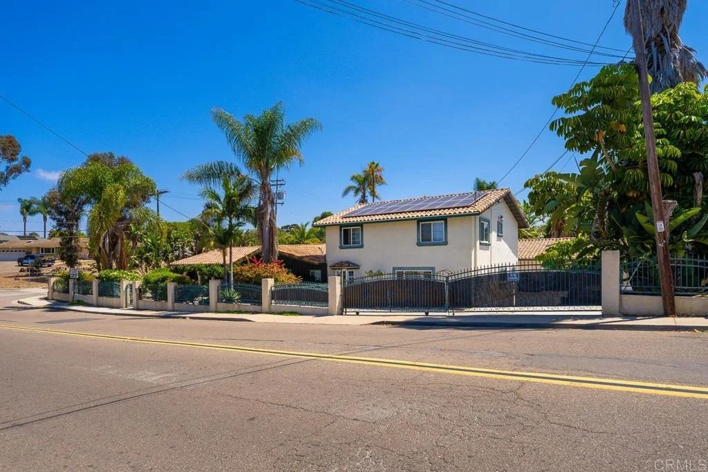 Photo of 487 Hilltop Dr