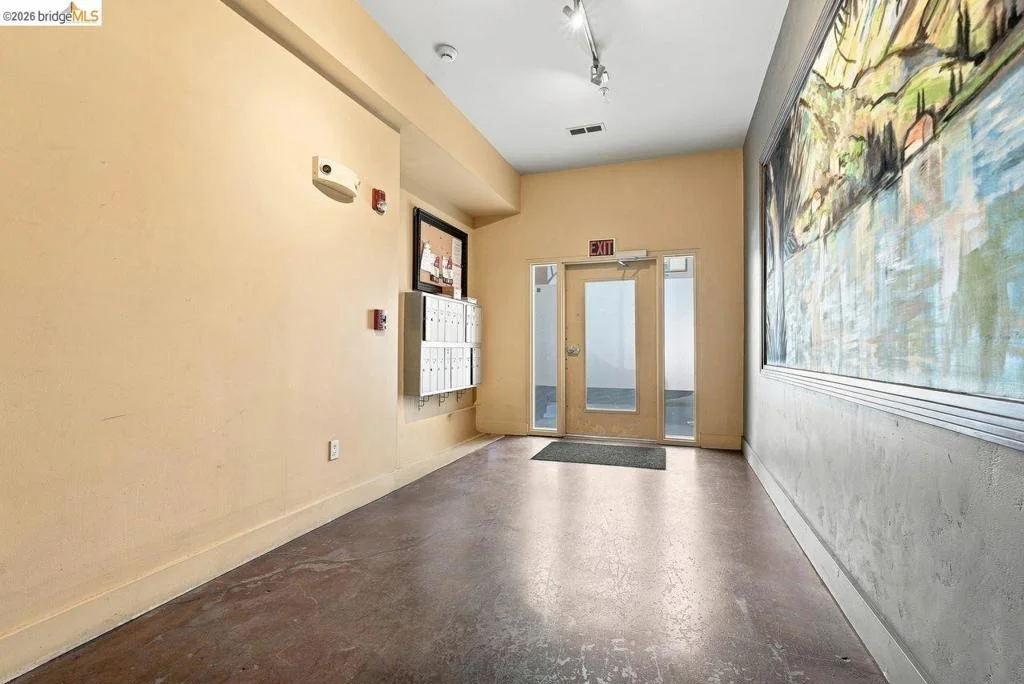 Photo of Unit 3 at 675 8Th St