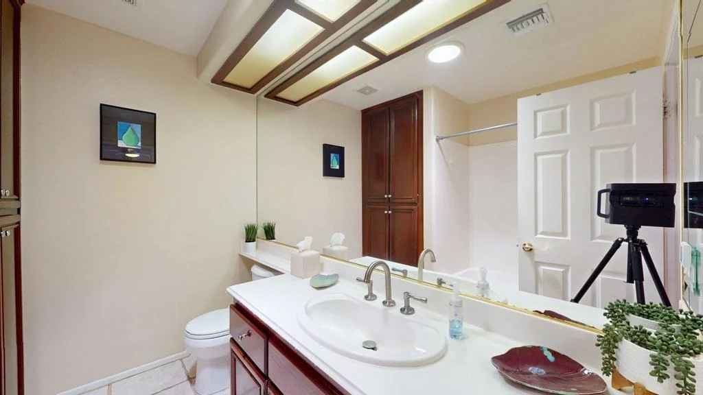 Photo of 43850 Venice Drive