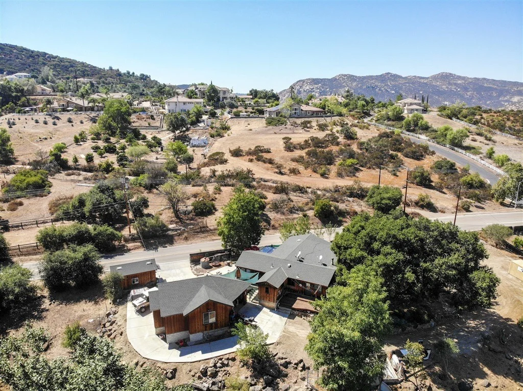 Photo of 822 S Grade
