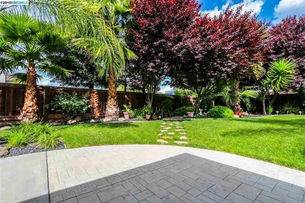 Photo of 1445 PINEGROVE WAY