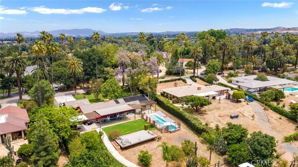 Photo of 2886 Mcallister