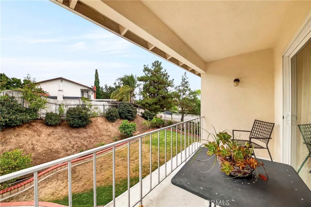 Photo of 1500 Canyon