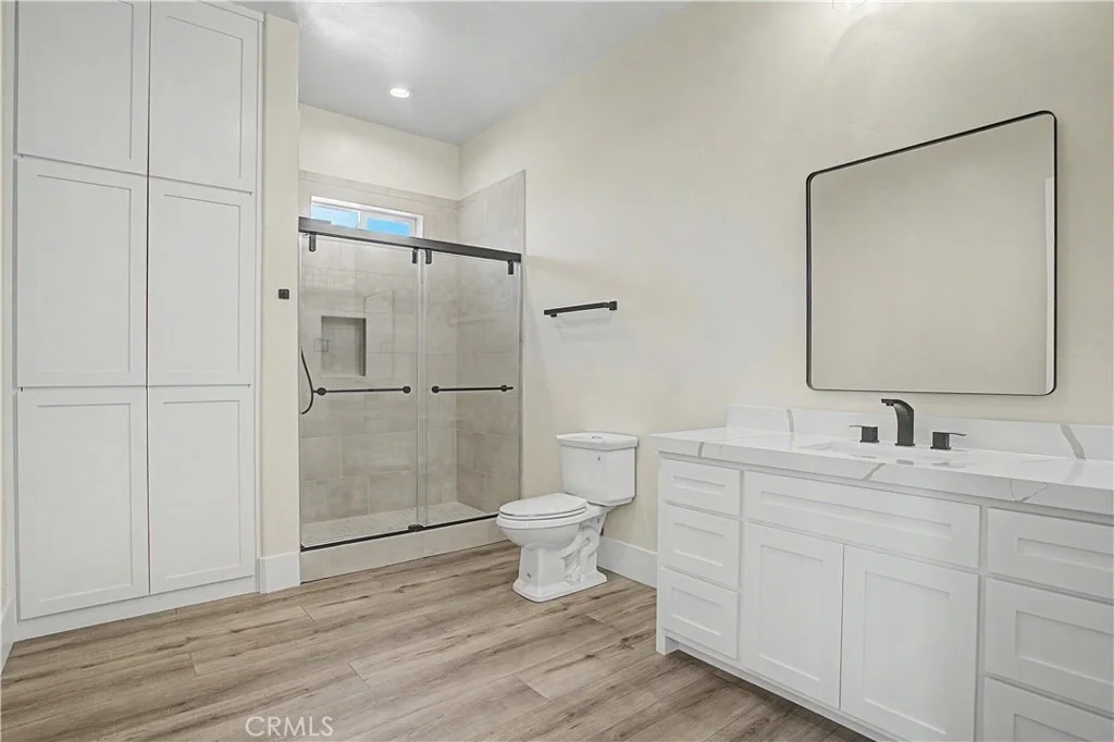 Photo of 3997 Skyview