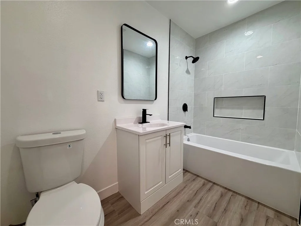 Photo of 1115 S Acacia