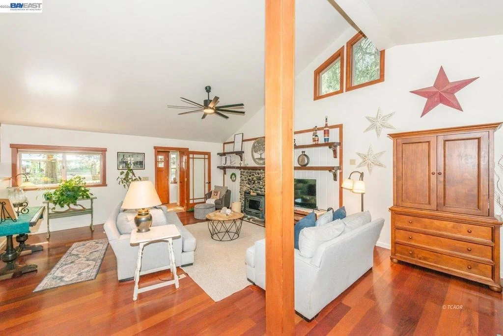 Photo of 171 Airport Rd
