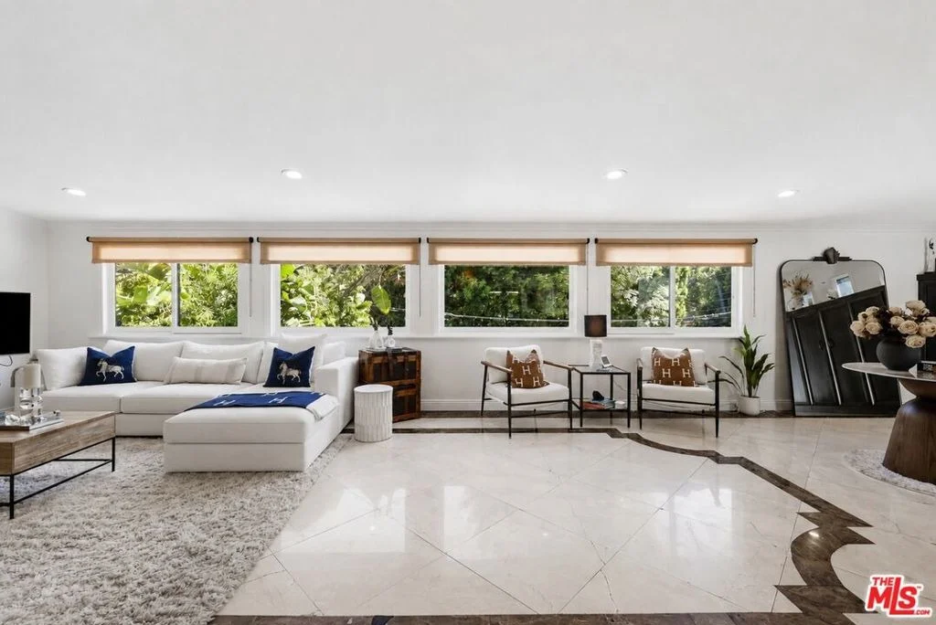Photo of 2300 Benedict Canyon Drive