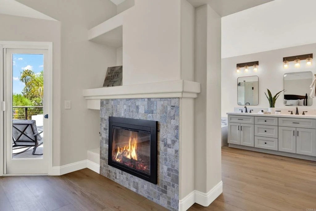 Photo of 948 Honeysuckle Drive