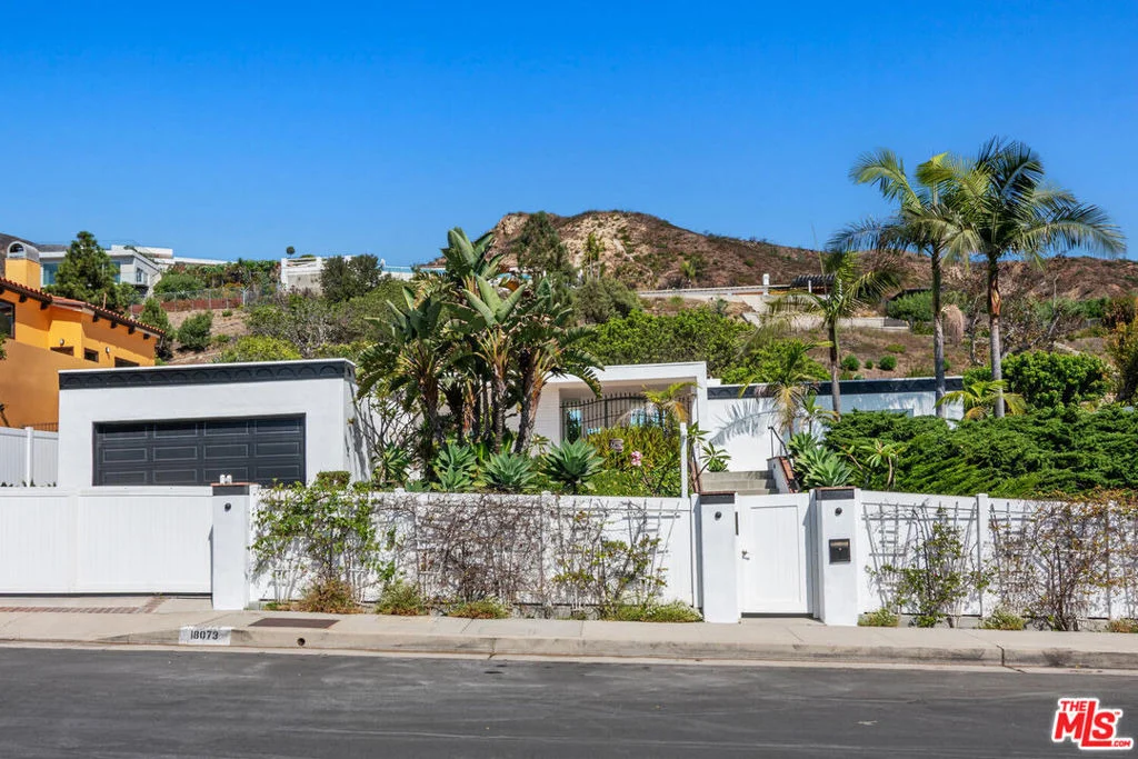 Photo of 18073 Sandy Cape Drive