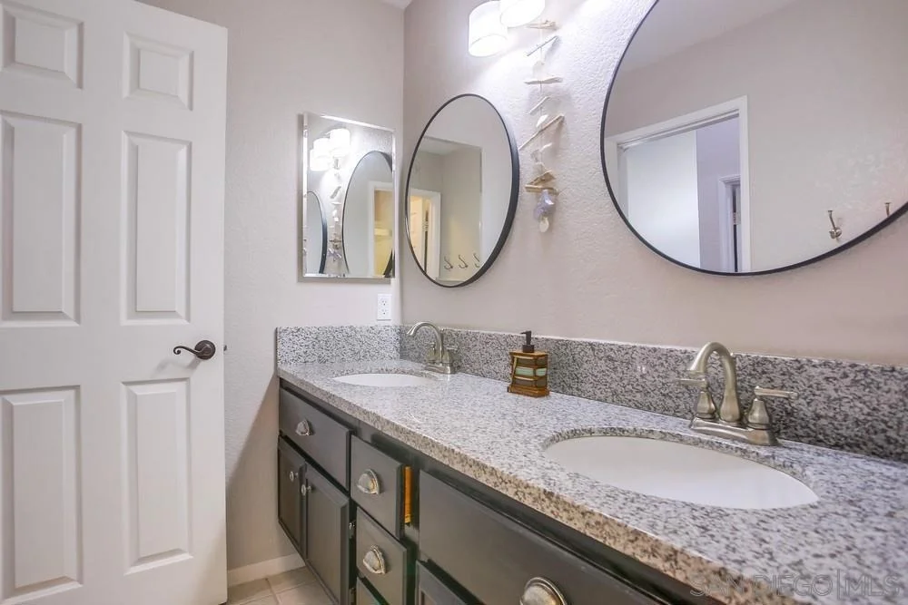 Photo of 473 Avenida Canora