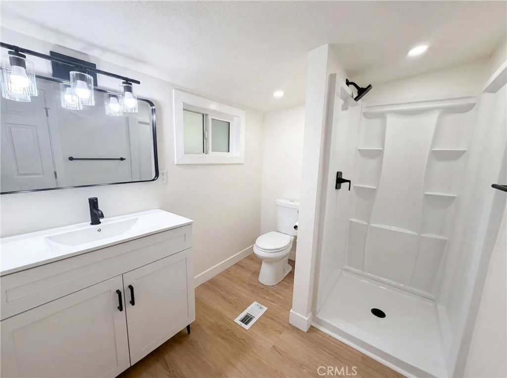 Photo of 982 Oak