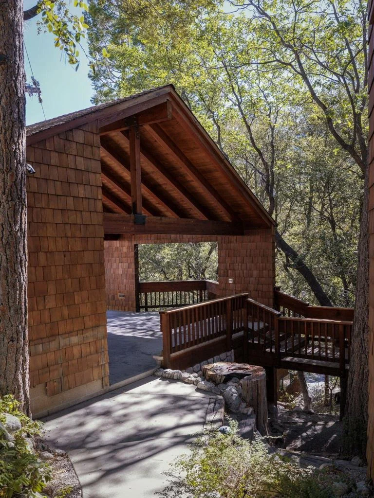Photo of 55100 Pine Crest Drive