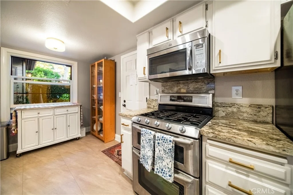 Photo of 2071 Meadow View Lane