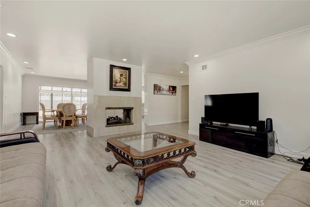 Photo of 6916 Estepa