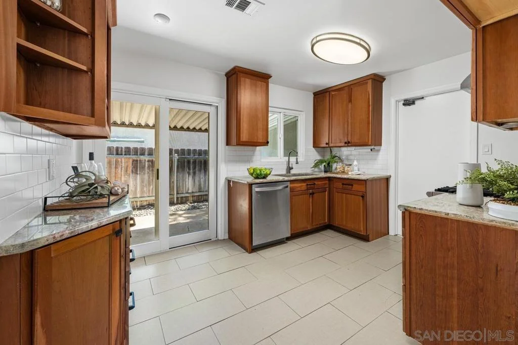 Photo of 5936 Lake Murray Blvd