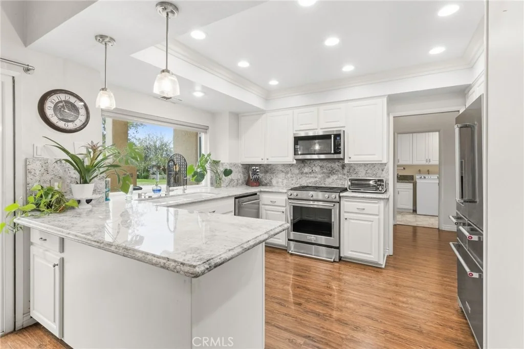 Photo of 31016 E Sunset Drive N
